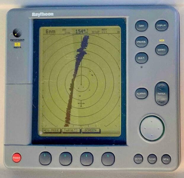 1998 Cruisers Yachts 3575 Esprit