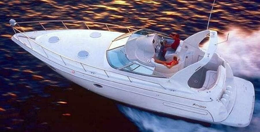 1998 Cruisers Yachts 3575 Esprit