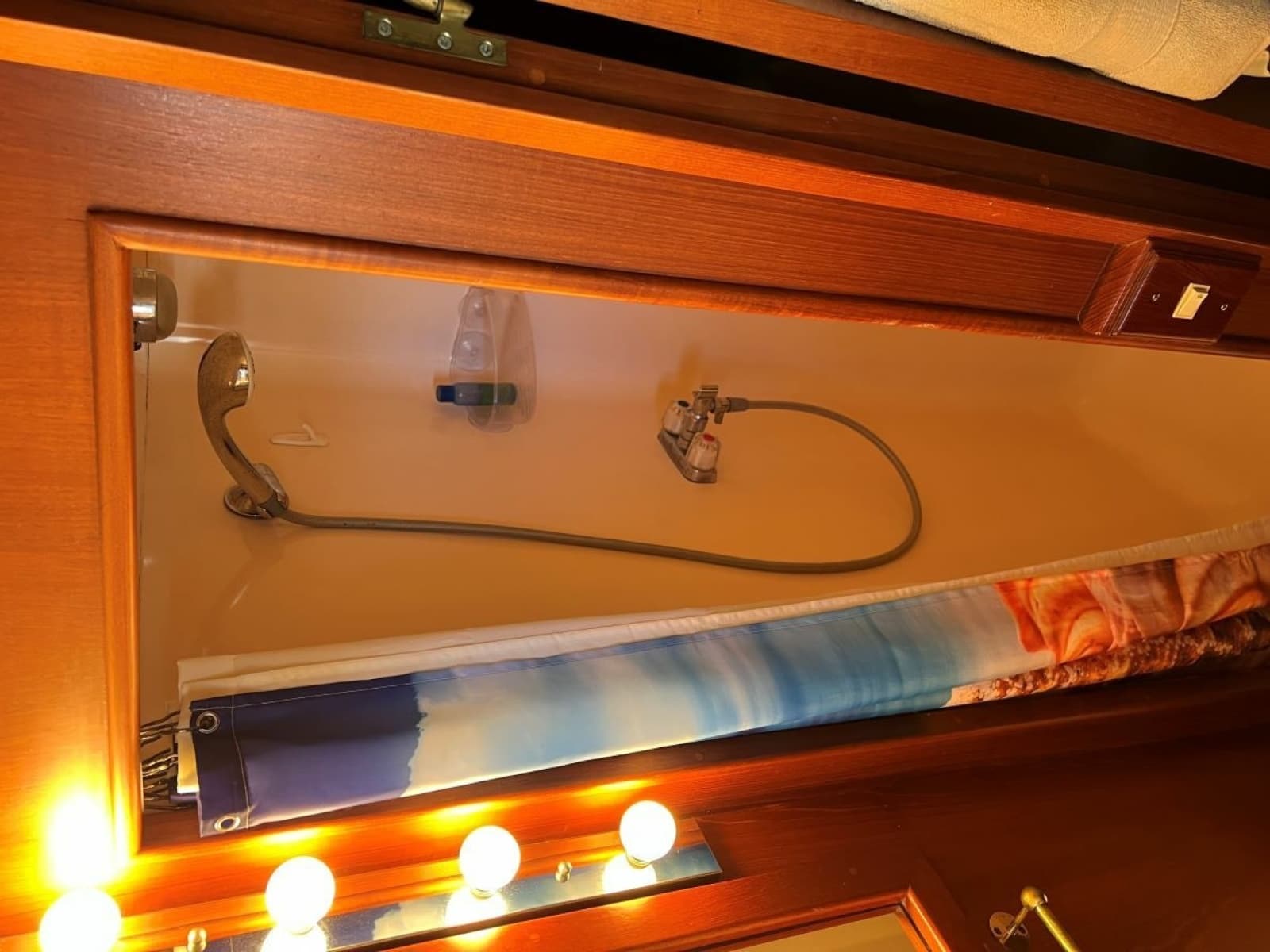 1987 DeFever Tri-Cabin - Photo 32