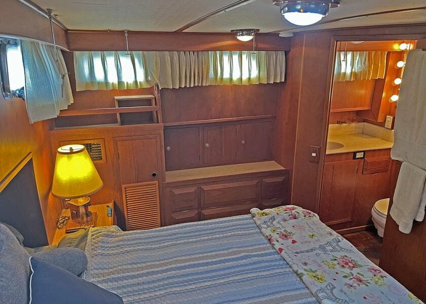 1987 DeFever Tri-Cabin - Photo 26