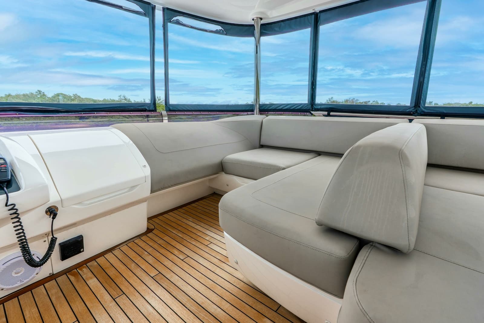 2018 Princess Yachts  - Photo 26