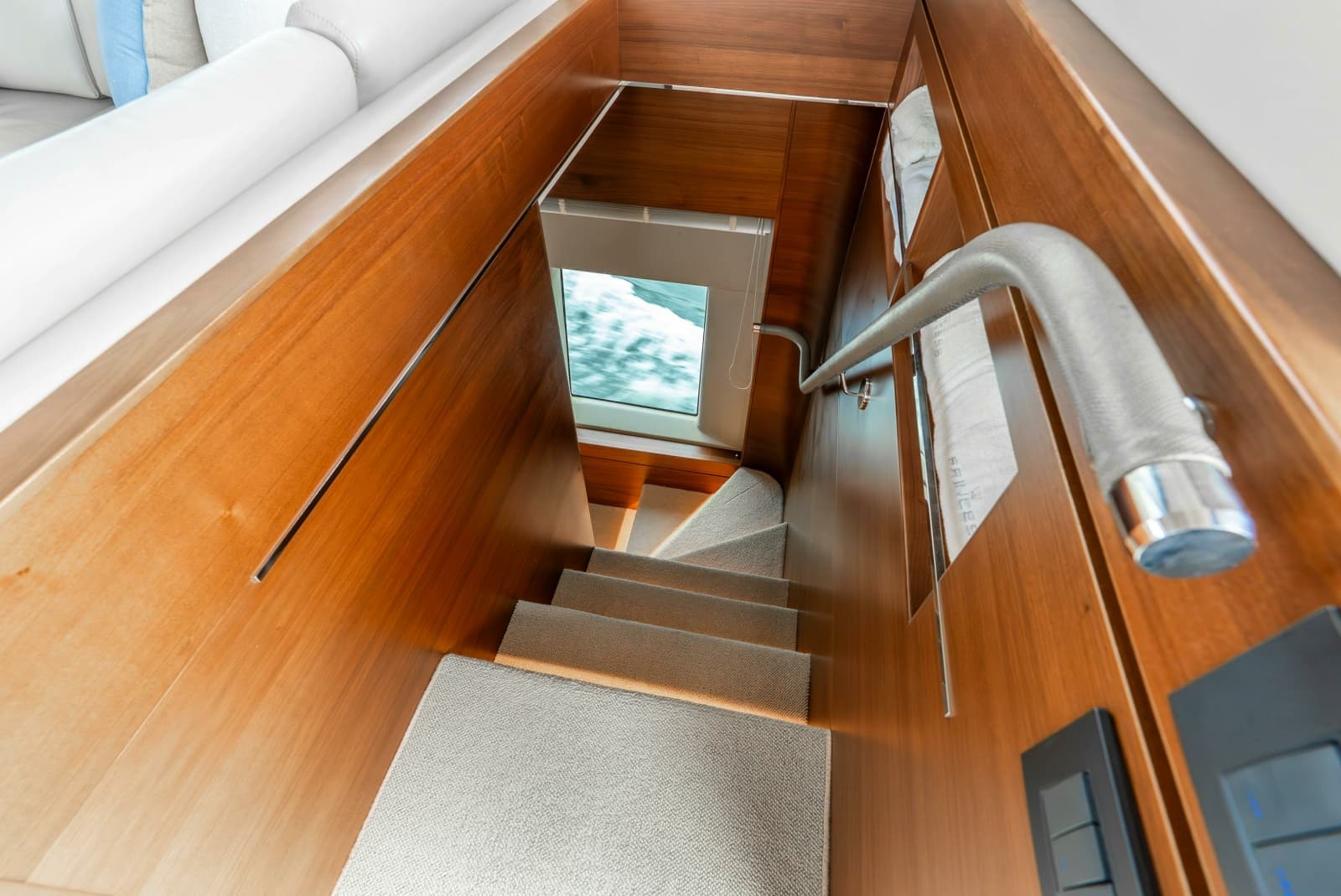 2018 Princess Yachts  - Photo 40