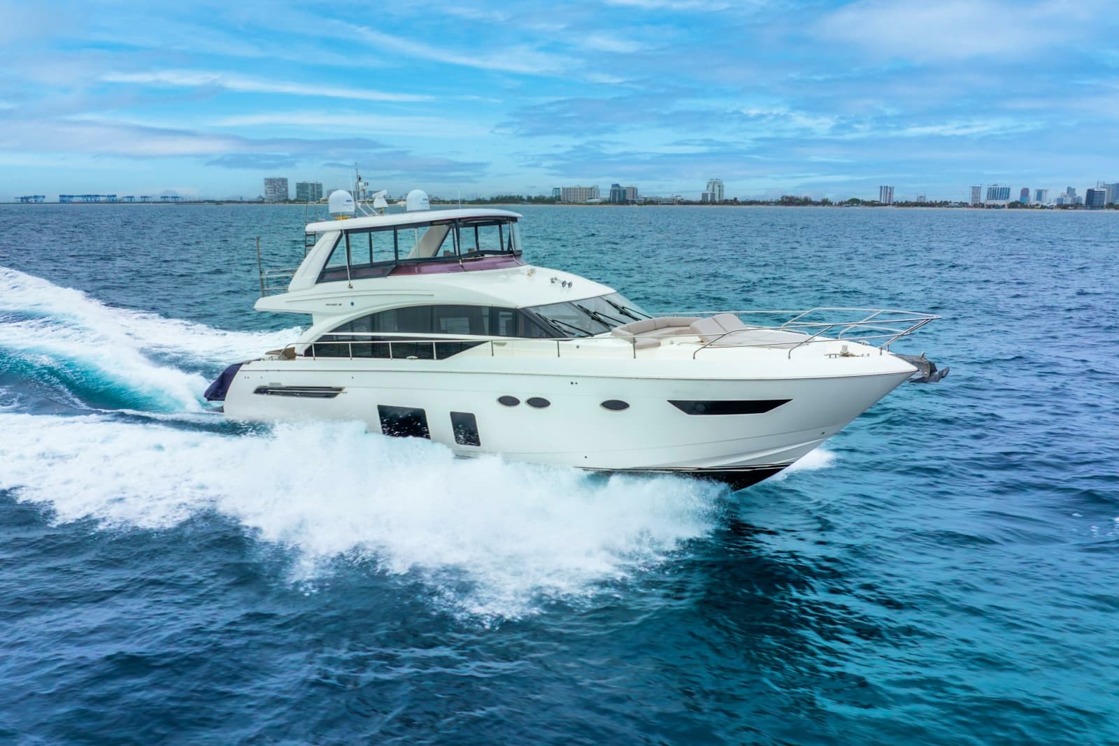 2018 Princess Yachts  - Photo 9