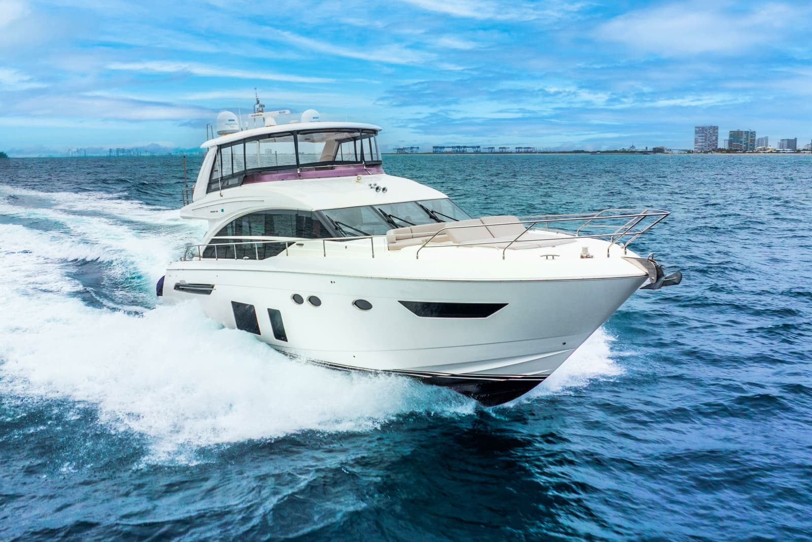 2018 Princess Yachts  - Photo 4