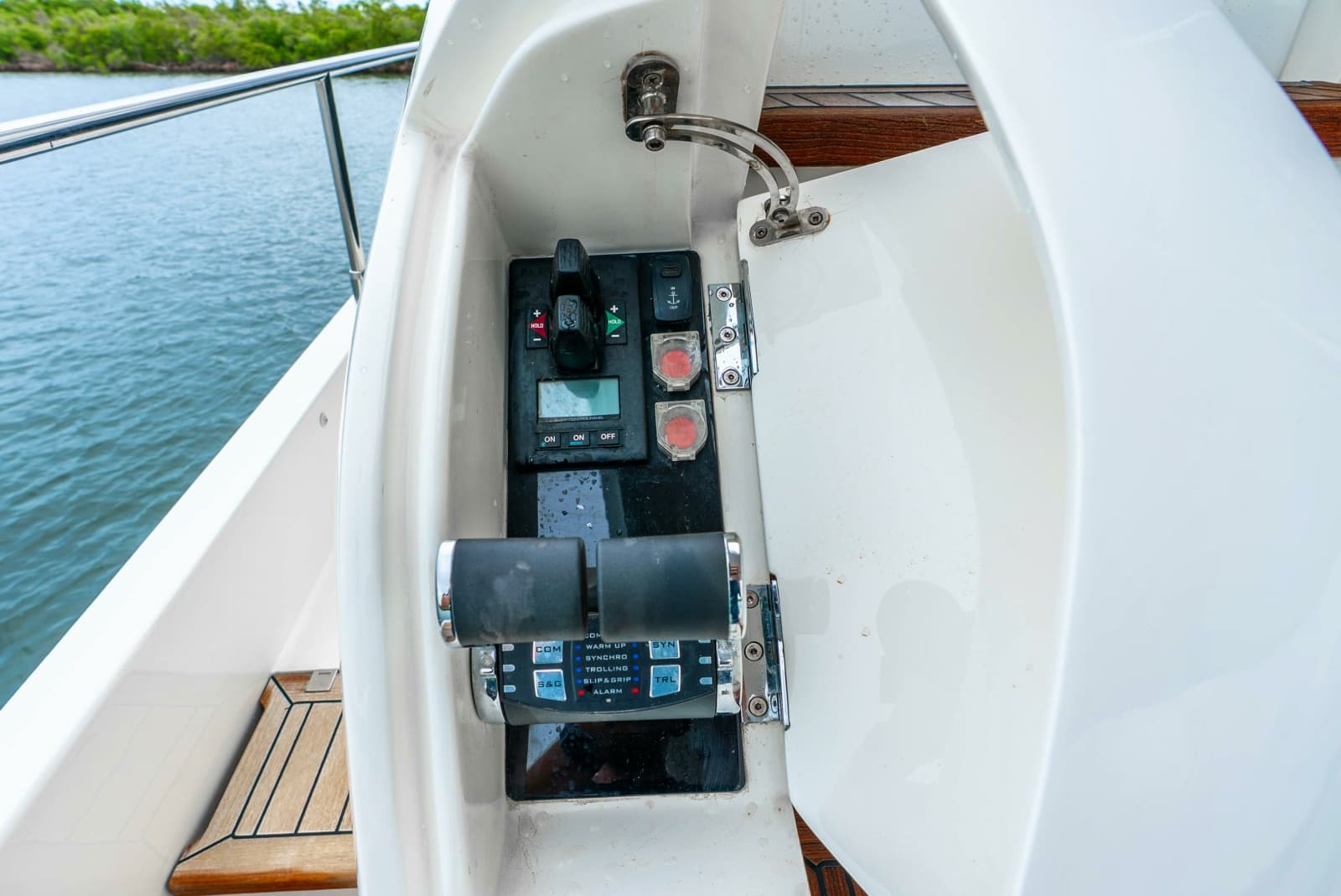 2018 Princess Yachts  - Photo 27