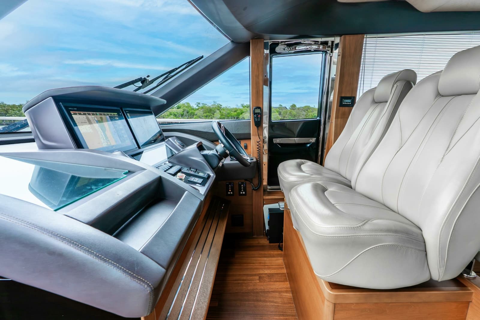 2018 Princess Yachts  - Photo 36