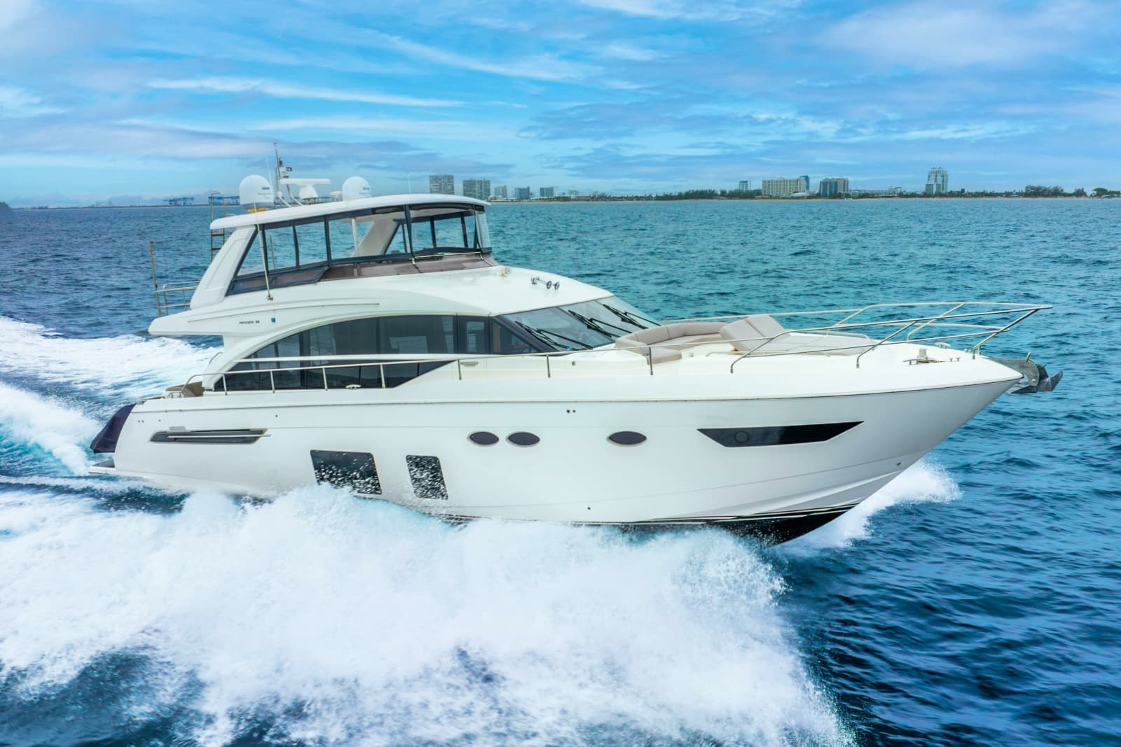 2018 Princess Yachts  - Photo 8