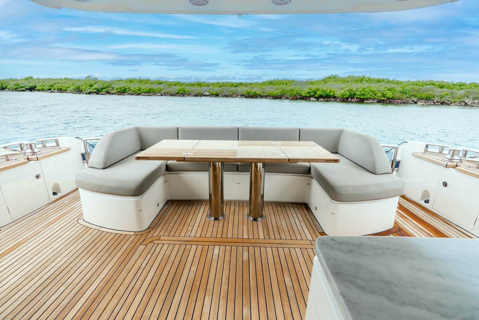 2018 Princess Yachts  - Photo 14