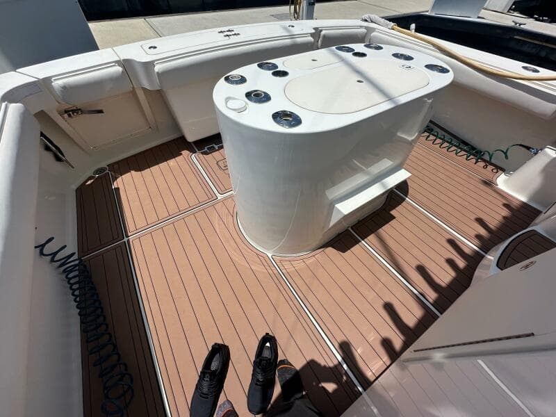 2007 Albemarle 360 Express - SQUID INC.