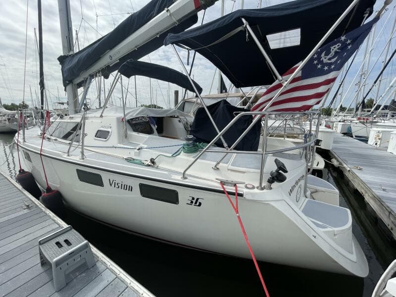 1991 Hunter 36 Vision