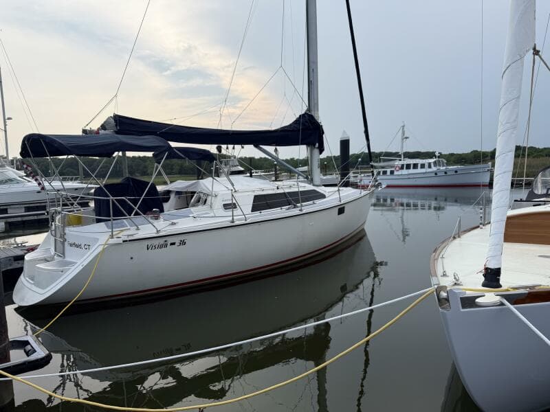 1991 Hunter 36 Vision