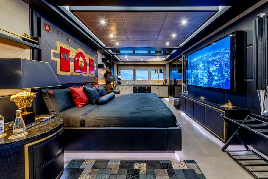 2017 Overmarine Mangusta 165 E