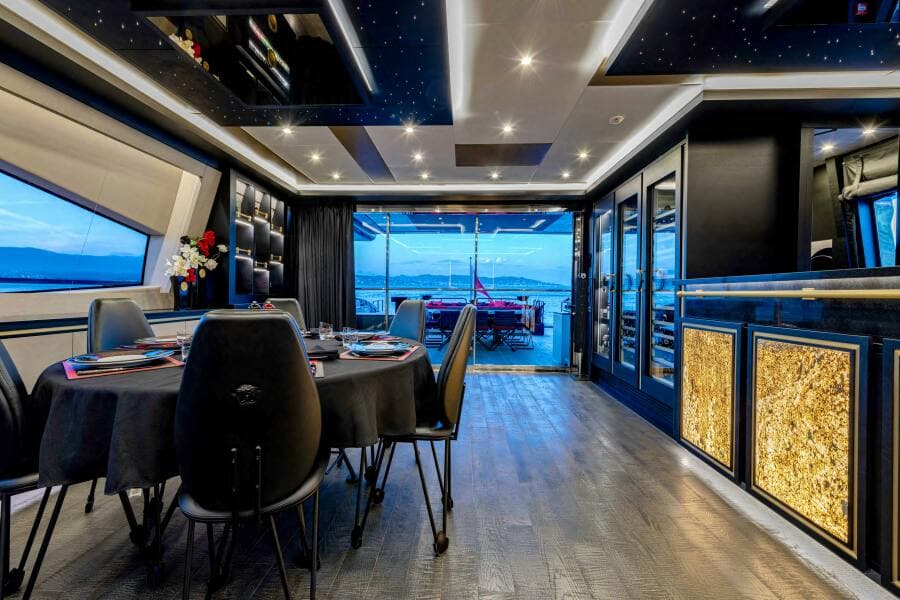 2017 Overmarine Mangusta 165 E