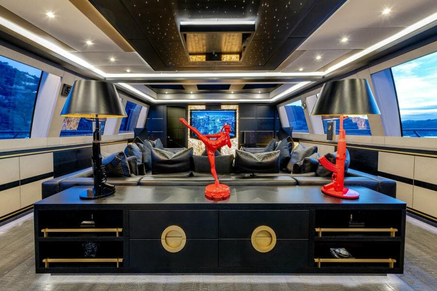 2017 Overmarine Mangusta 165 E