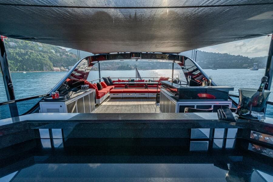 2017 Overmarine Mangusta 165 E