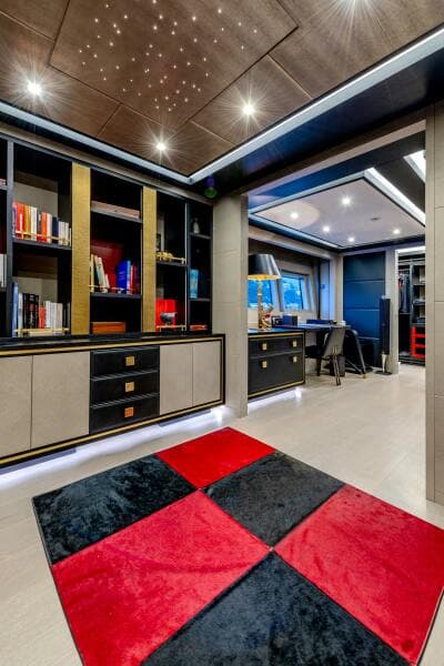 2017 Overmarine Mangusta 165 E