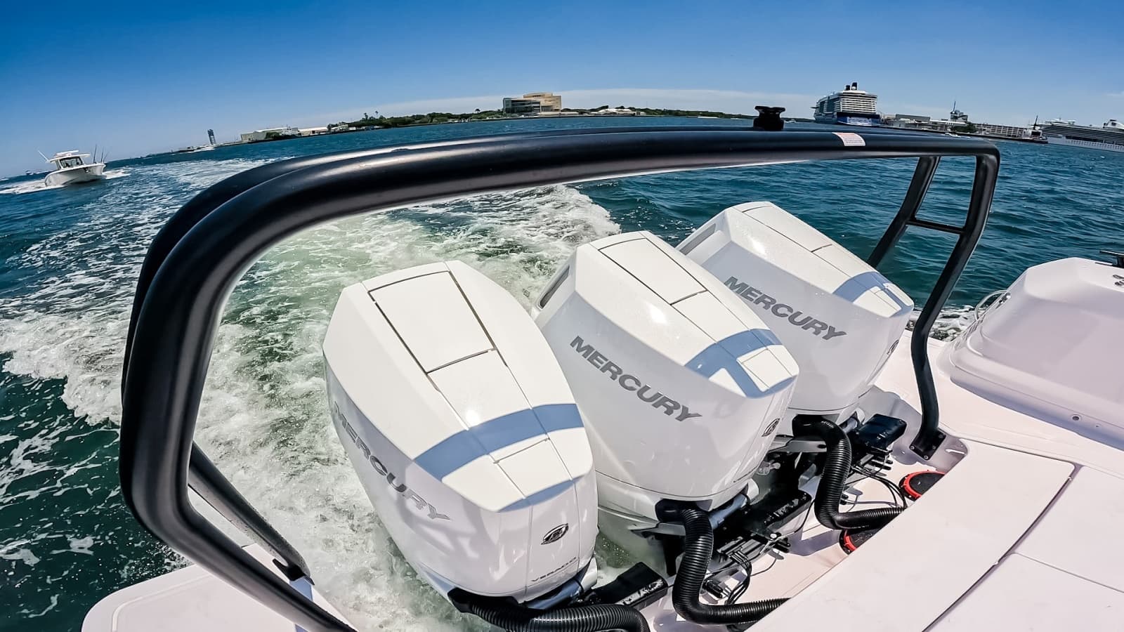 2026 Axopar 45 Cross Top - Photo 54