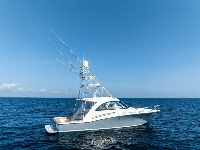 2016 Hatteras 