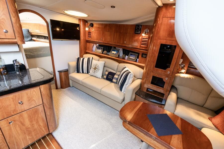 2008 Four Winns V378