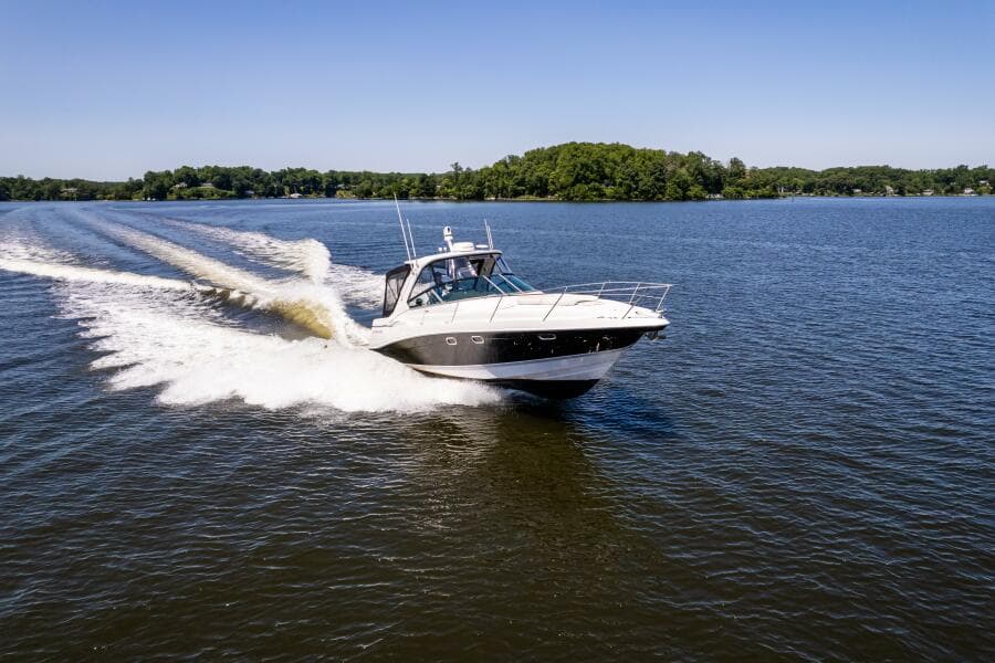 2008 Four Winns V378