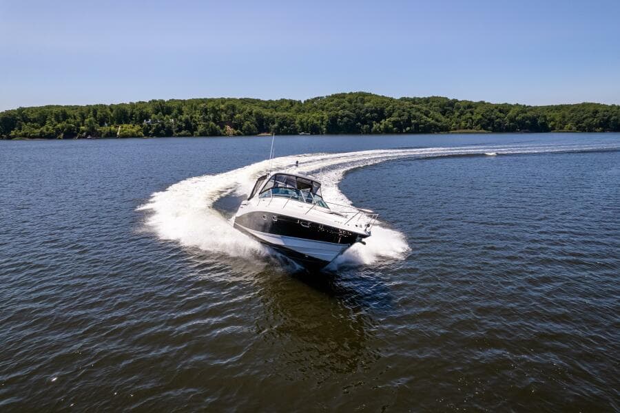 2008 Four Winns V378