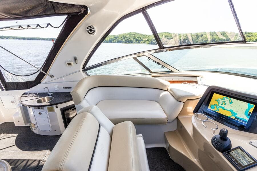 2008 Four Winns V378