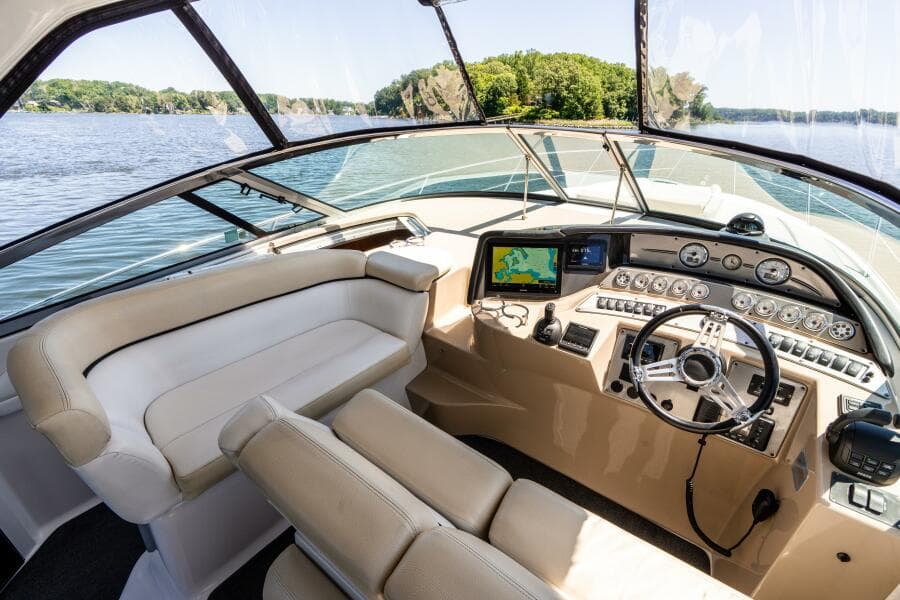 2008 Four Winns V378