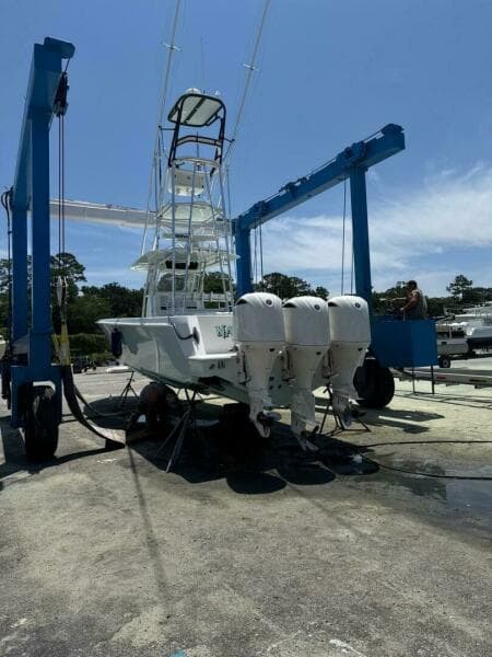 2012 Contender 39 ST