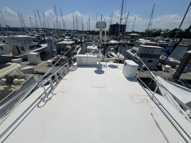 2001 Great Harbour GH47