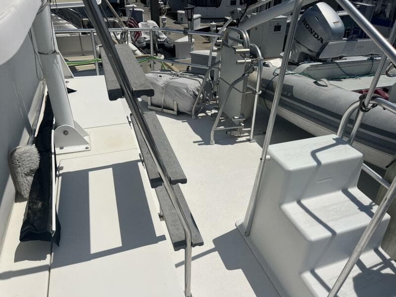 2001 Great Harbour GH47