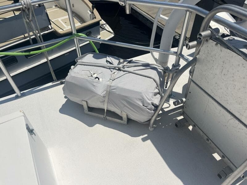 2001 Great Harbour GH47