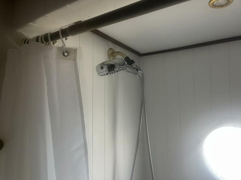 2001 Great Harbour GH47