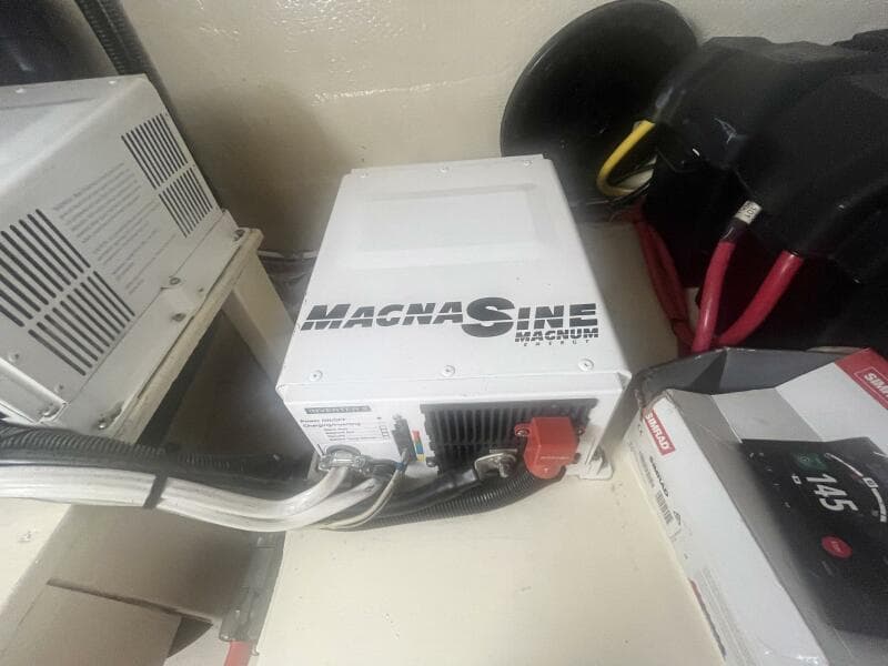 2001 Great Harbour GH47