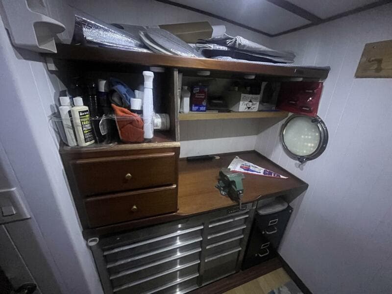 2001 Great Harbour GH47