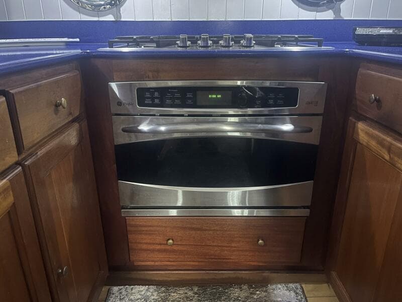 2001 Great Harbour GH47