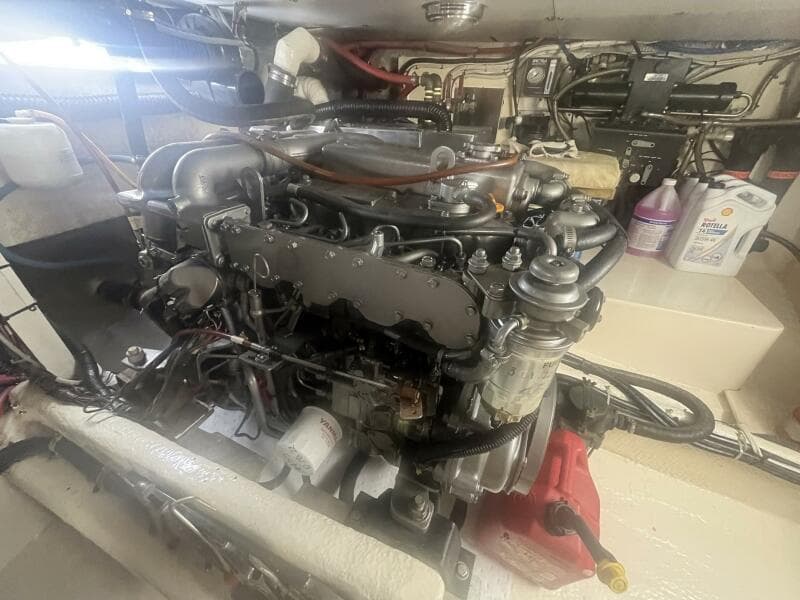 2001 Great Harbour GH47