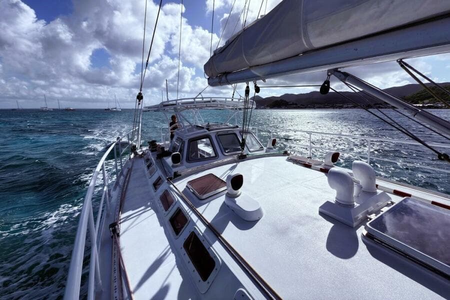 03 Deck Mare Via 52 Caribbean