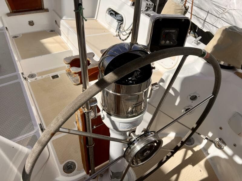 2001 Shannon 43 Cutter