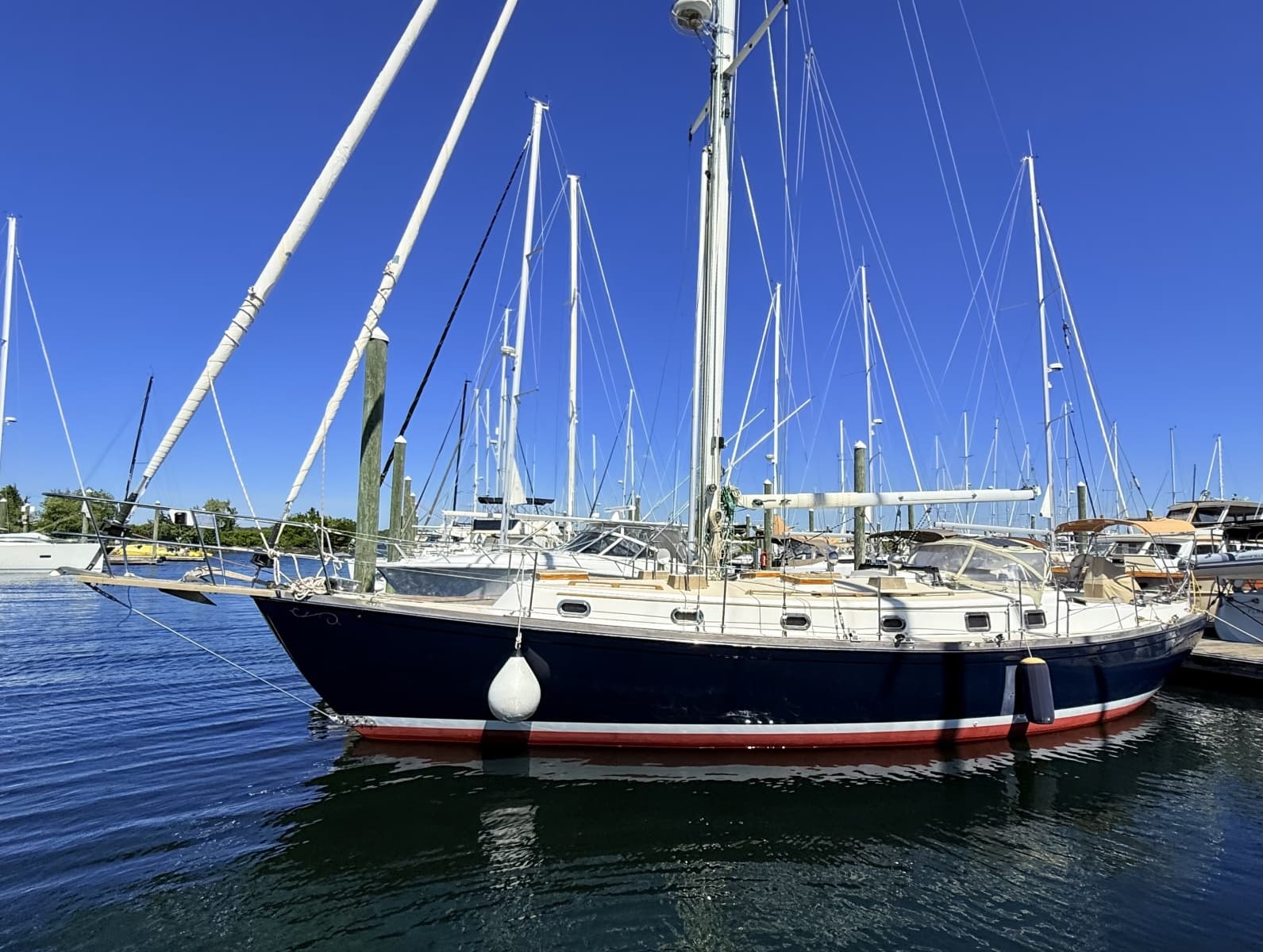 2001 Shannon 43 Cutter - Photo 1