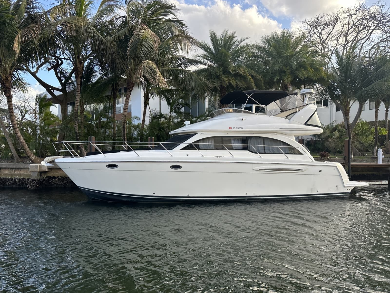 2007 Meridian 411 Sedan Bridge - Photo 1