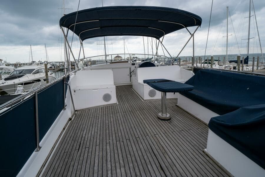 2001 Grand Banks 42 Classic