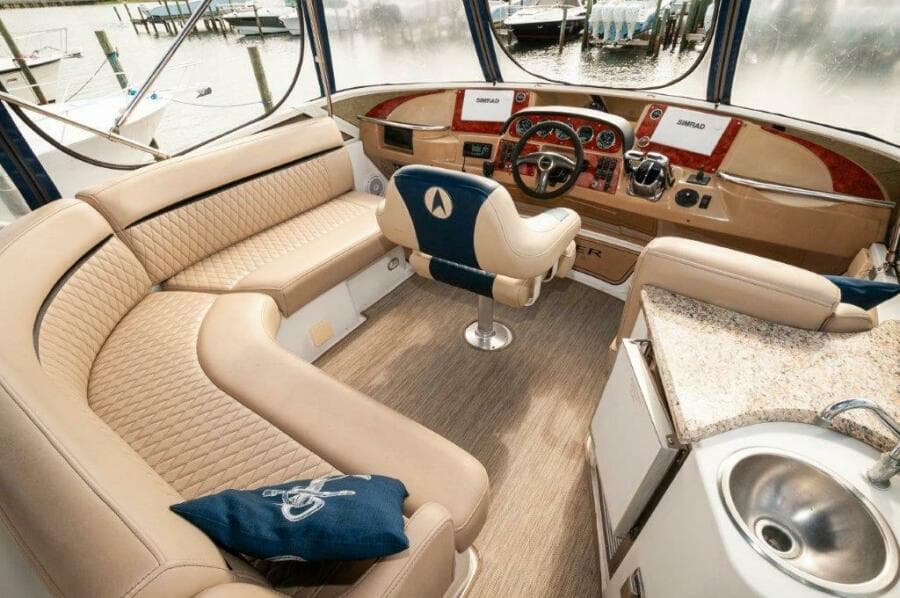 2002 Carver 444 CPMY- Graham's Enterprise 