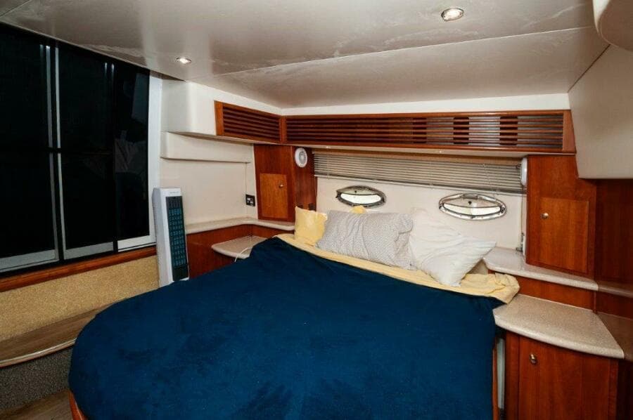 2002 Carver 444 CPMY- Graham's Enterprise 