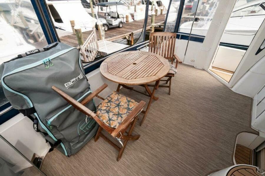 2002 Carver 444 CPMY- Graham's Enterprise 