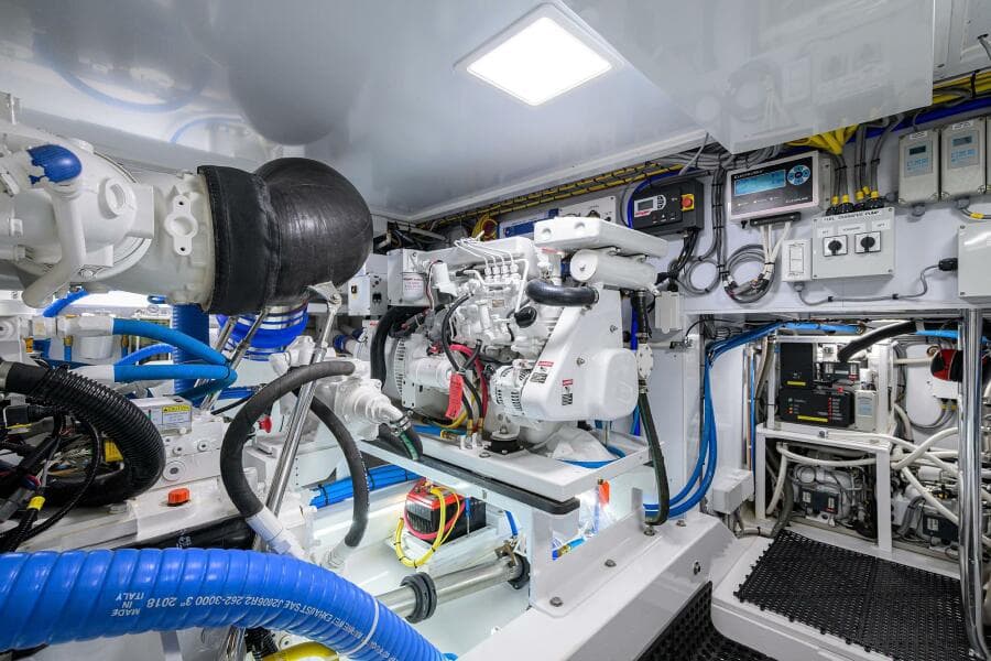 2004 Rybovich 62 Base Camp - Engine Room