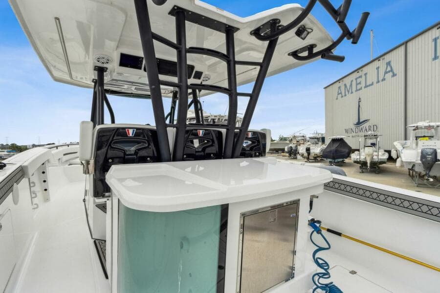 2023 Wellcraft 352 Fisherman Center Console