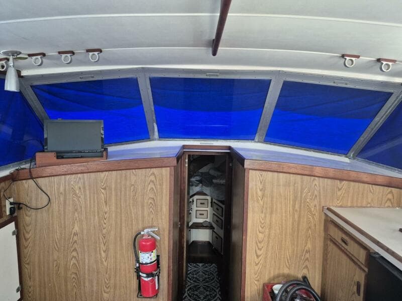1982 Bertram 38 Convertible - Photo 18