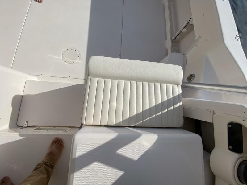 2005 Grady-White Marlin 300