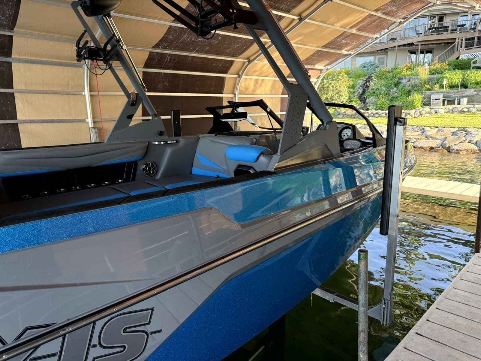 2020 Axis T23 - Photo 118