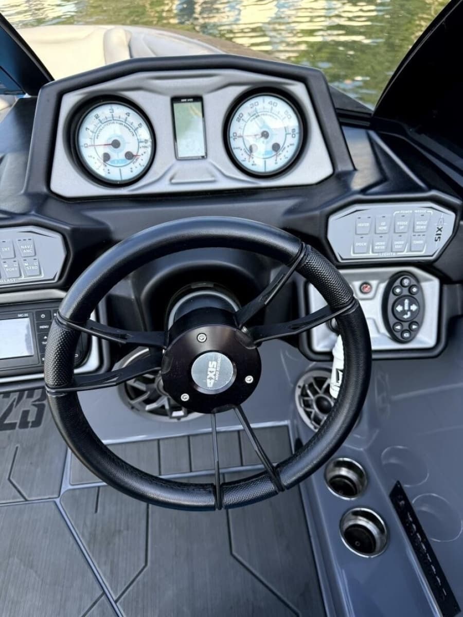 2020 Axis T23 - Photo 3